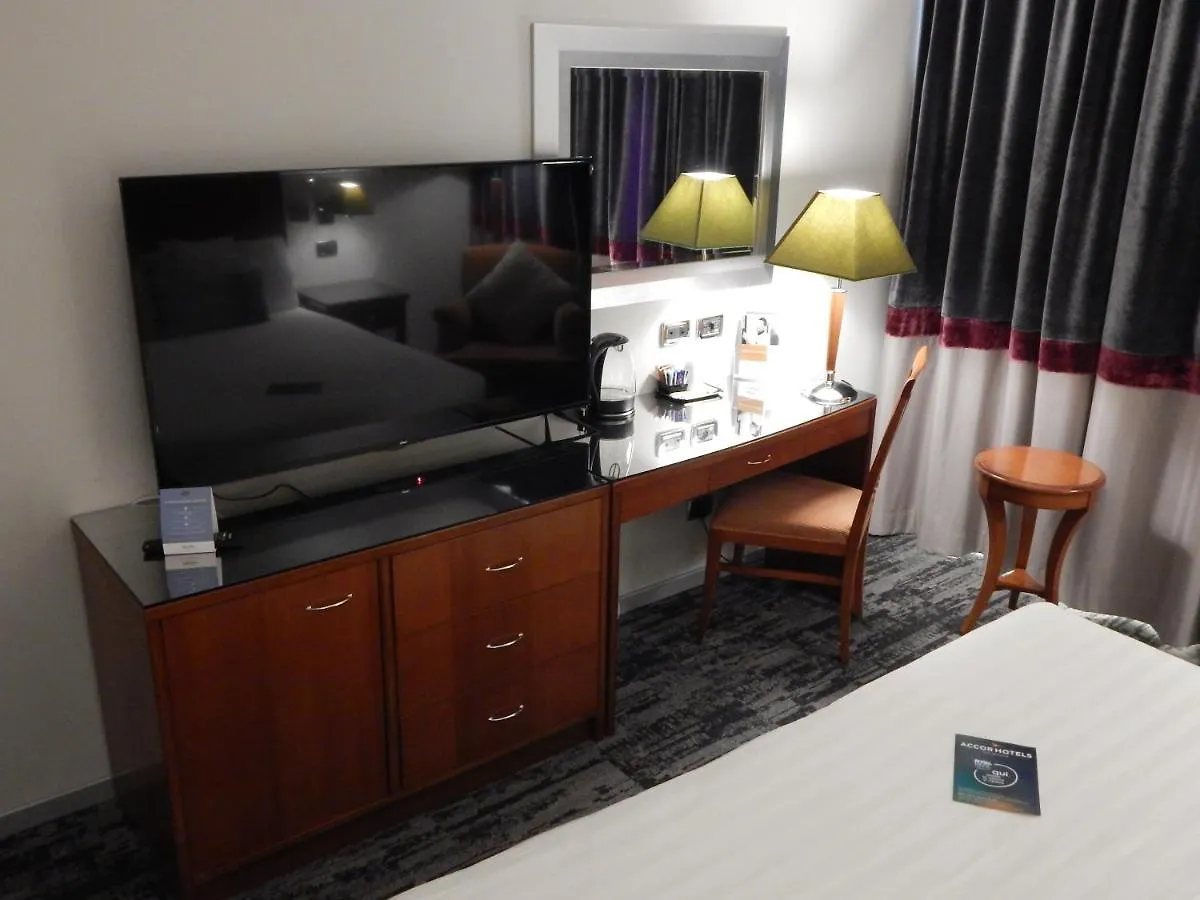 פיומיצ'ינו Mercure Leonardo Da Vinci Rome Airport 4*,  איטליה